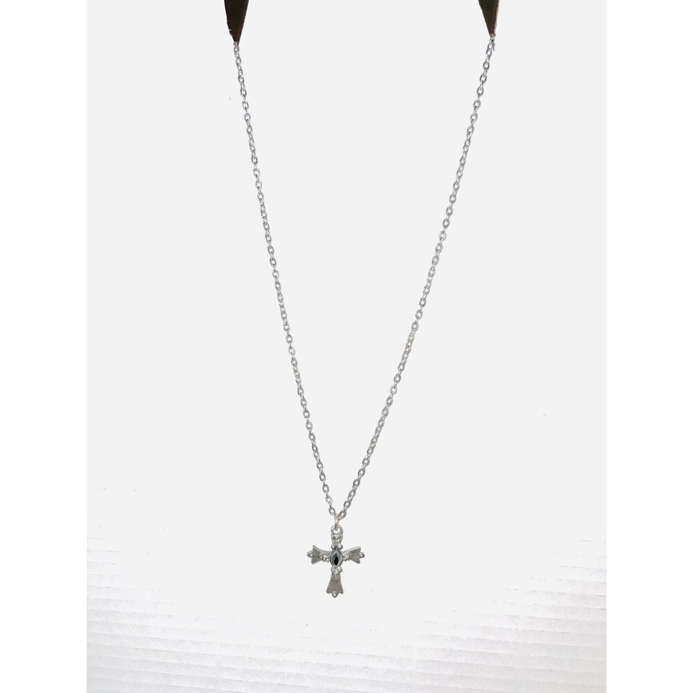 Silver Tone Chain & Celtic Cross Black Glass Stone 24” Chain Goth Steampunk